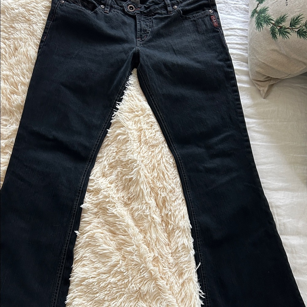 Chic Black Flare Jeans